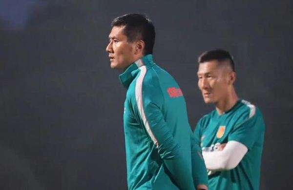 邵佳一点兵助力大连新锐 首回合惨败后次回合能否雪耻？
