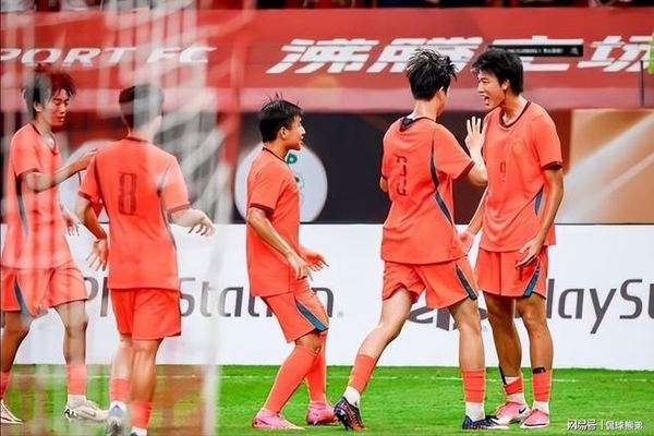 3-1！U17国足杀疯了？四战全胜闯进决赛，门将两次扑点，决战阿森纳！